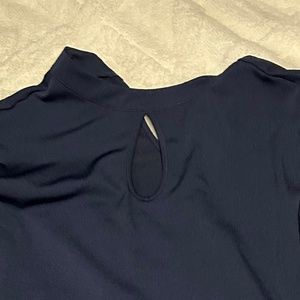 navy t-shirt  with flared sleeves